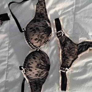 Victoria's Secret Bra and Panty Set